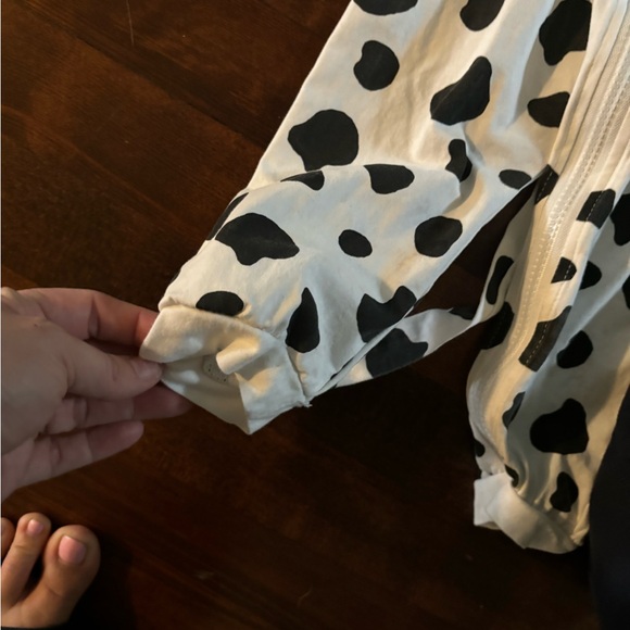 Matching toddler dalmatian costumes - Picture 2 of 3